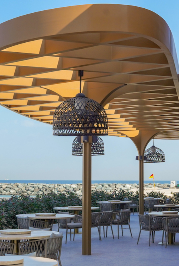 تدشين شاطئ الحيرة.. أطول وجهة بحرية في مدينة الشارقة