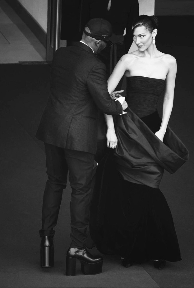 21 إطلالة تُثبت أن موضة الفينتاج تصمد أمام اختبار الزمن 