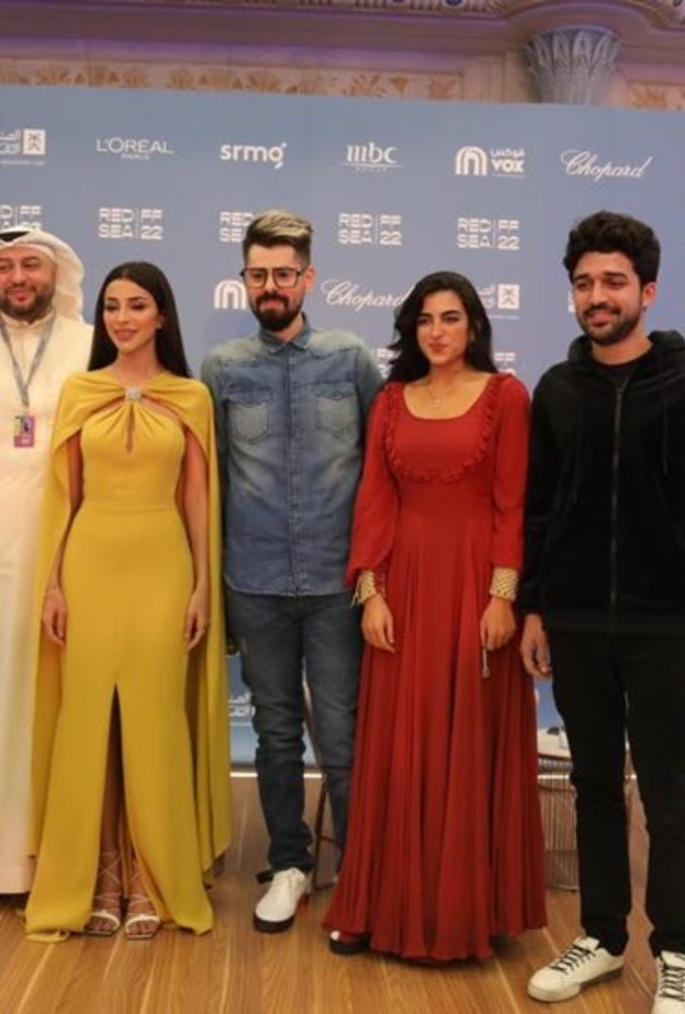 صناع فيلم "حوجن"