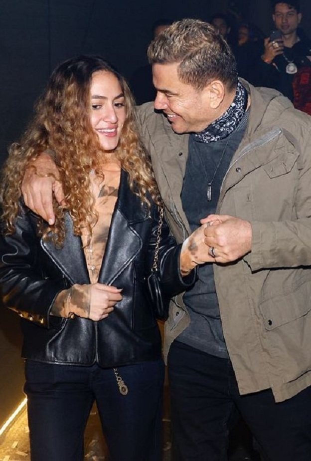 عمرو دياب وابنته كنزي