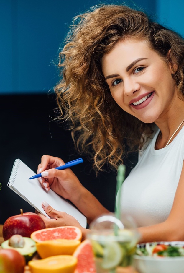 8 عادات خاطئة ودعيها مع بداية عام 2023 واحمي نفسك من مخاطر السمنة