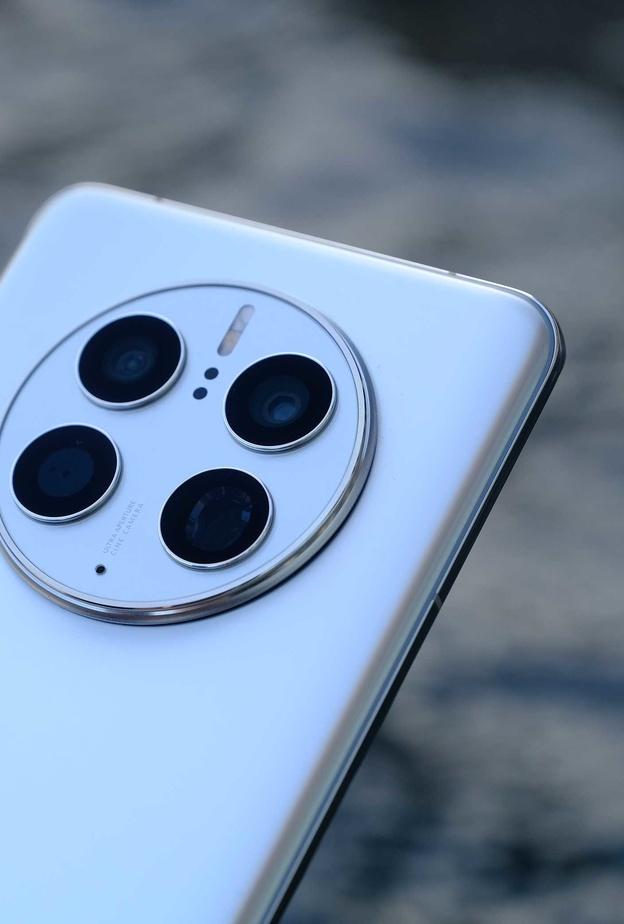 دليل هدايا نهاية العام: هاتف HUAWEI Mate50 Pro هو الخيار الأفضل للهاتف الرائد والهدية المثالية في موسم الأعياد