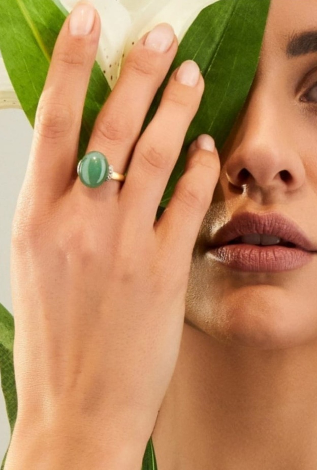 خاتم من الذهب الأصفر ومرصع بالأفنتورين من نانيس Nanis