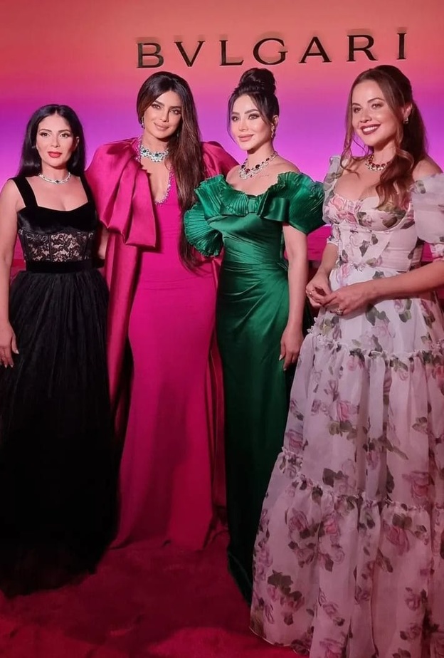 إطلالات النجمات في حفل بولغاري