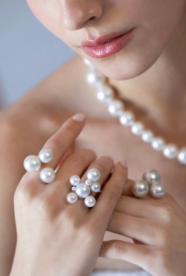 مجوهرات اللؤلؤ من ASSAEL من موقع MARISSA