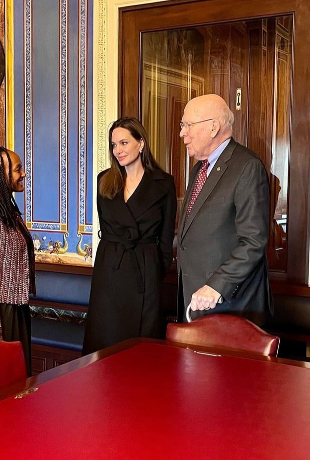 أنجلينا جولي