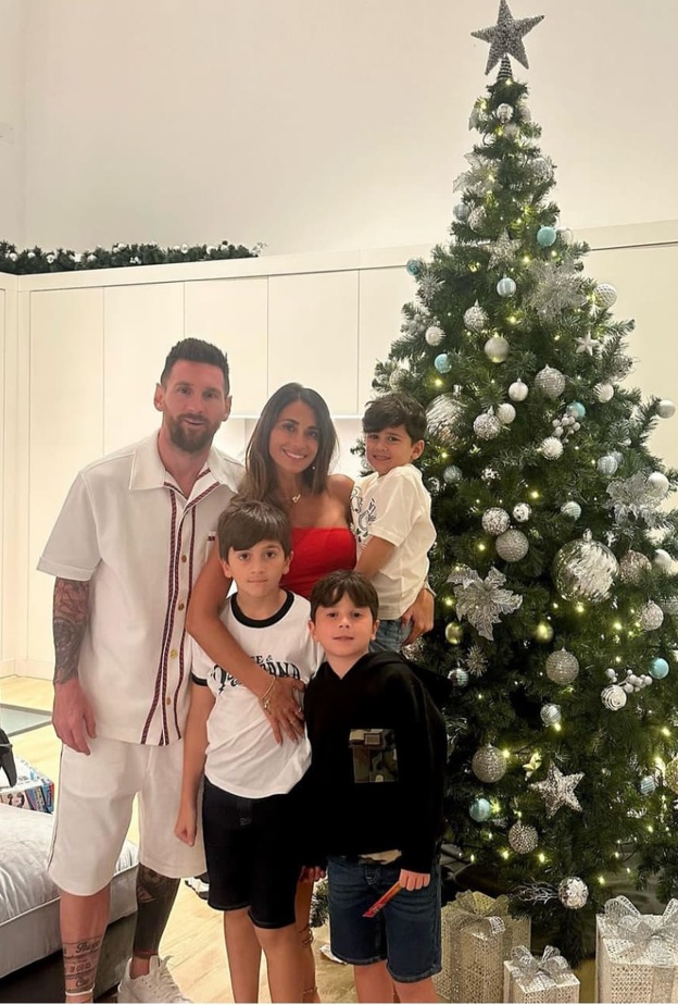 ميسي وعائلته