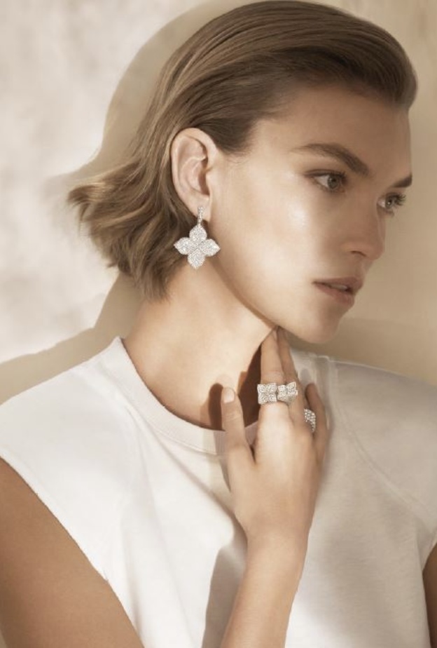 تصاميم مجوهرات مبهرة من ماركات المجوهرات الإيطالية