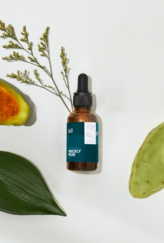 اكتشفوا روعة الطقوس المغربية ببشرة فاتحة و نظرة وصحية مع مجموعة الشاي الاخضر للتفتيح من ازيل