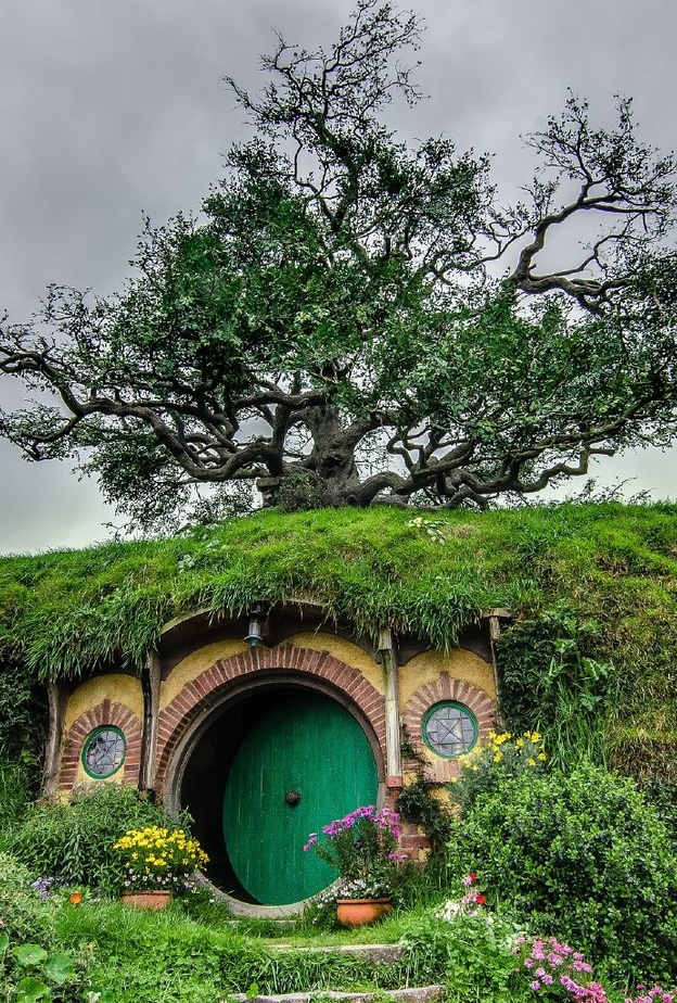 وجهات سياحية غير اعتيادية لقضاء شهر عسل مثالي