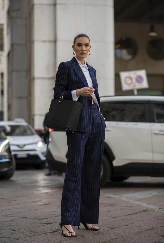 أفكار إطلالات للدوام لتعودي بها للعمل مع بداية العام الجديد