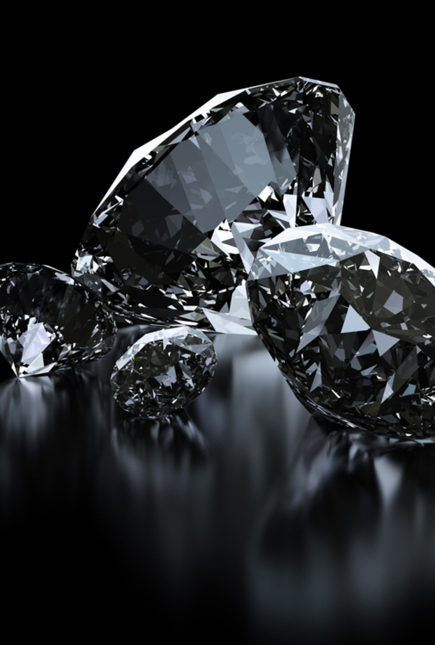 الماسة السوداء: قصّتها الغريبة ومعانيها