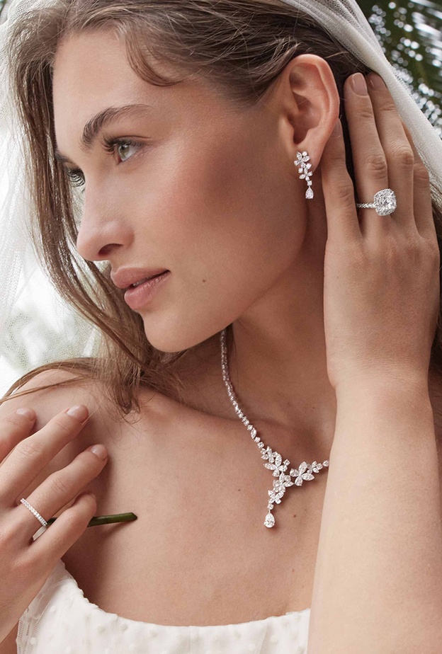 خطوات اختيار مجوهرات الماس للعروس