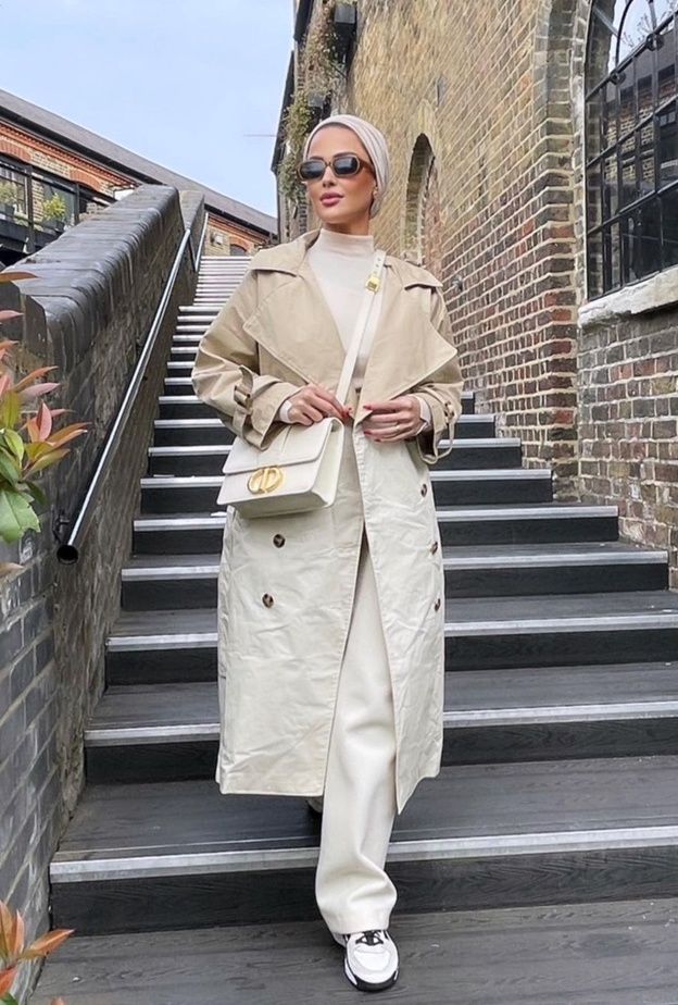 إطلالات عصرية للمحجبات من وحي "خلود الوتيد"