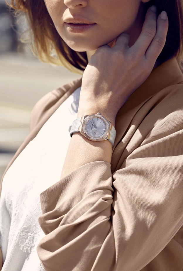 ساعة Constantin Overseas من فاشرون Vacheron 