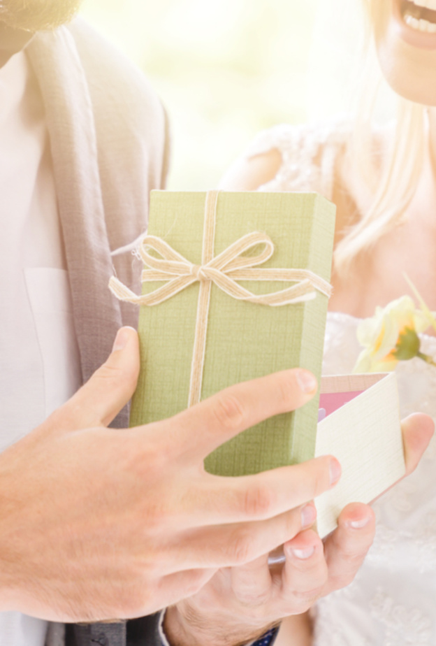 هدايا مجوهرات مناسبة لعروس 2023