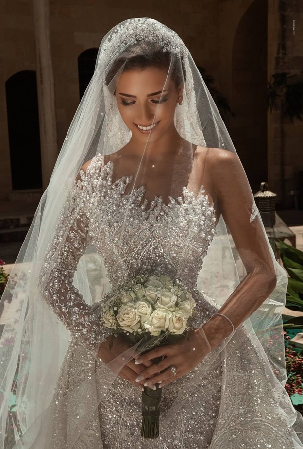 عروس المصممة ندوى الاعور