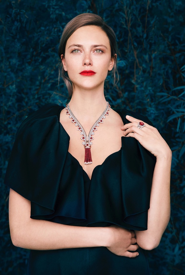 قلادة Zip Antique Padma 