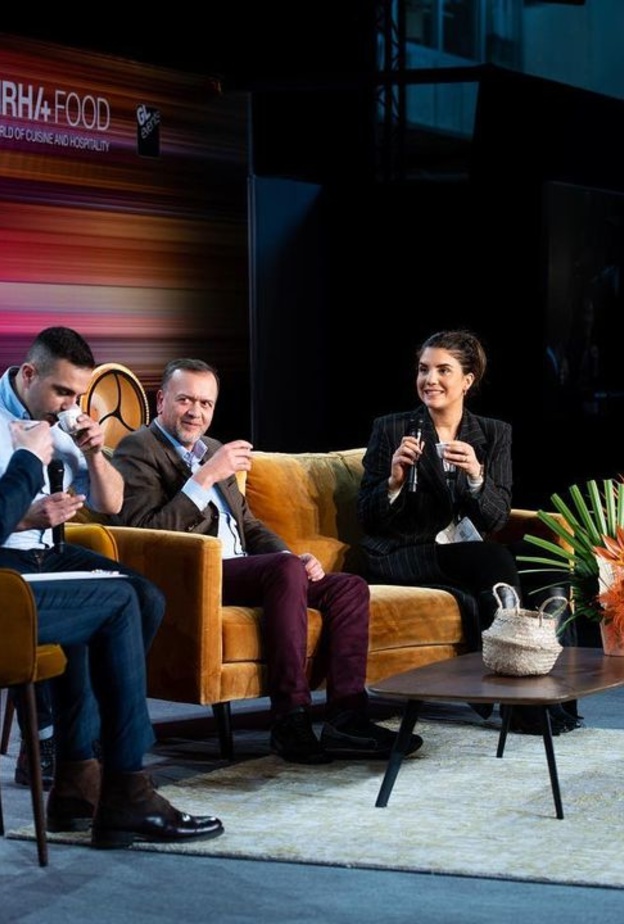 "ميادة بدر" تشارك في منتدى معرض سيراه 2023 العالمي بفرنسا للترويج لثقافة فنون الطهي السعودي دولياً