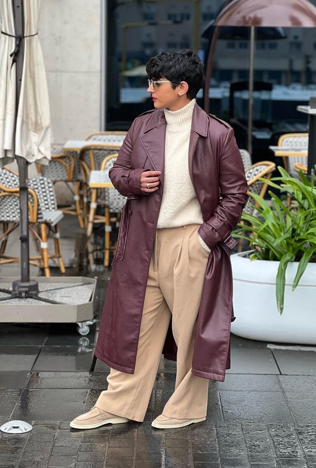 نظرة على إطلالات الفنانة "نورة العميري" بالبالطو الطويل