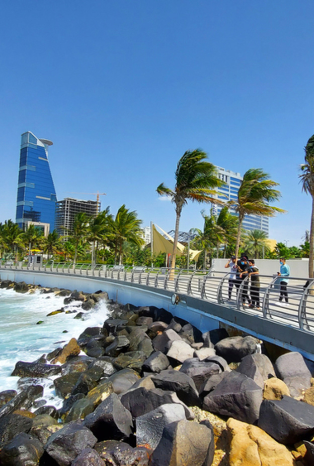 واجهة روشن البحرية وأجواء بحرية لا مثيل لها