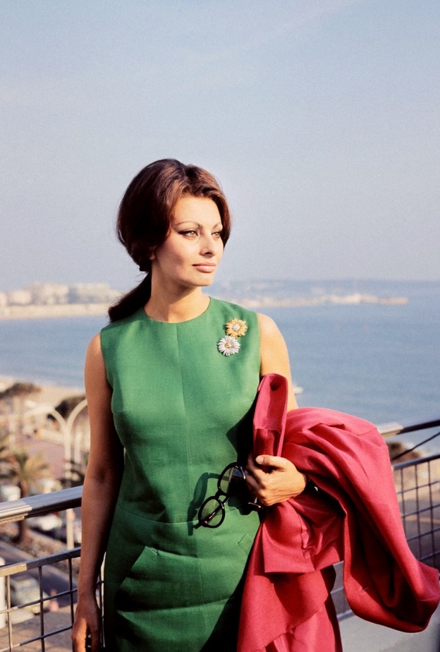 10 من أشهر اقتباسات صوفيا لورين عن الموضة والجمال