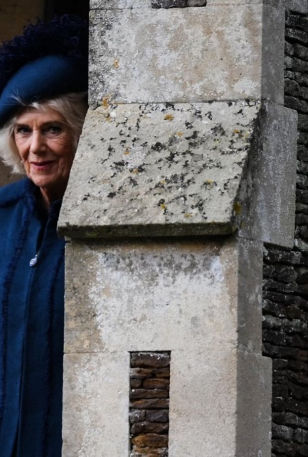 كاميلا باركر تواجه شبح ديانا مرة أخرى