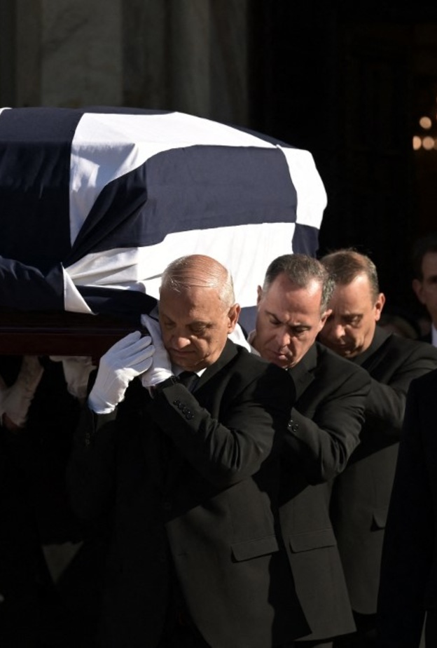 بدون جنازة رسمية.. ملوك أوروبا يودعون قسطنطين الثاني آخر ملوك اليونان