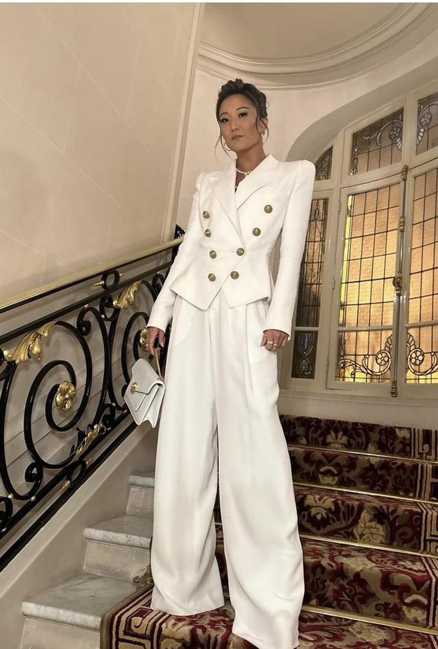 آشلي بارك بطلة مسلسل "إميلي في باريس"