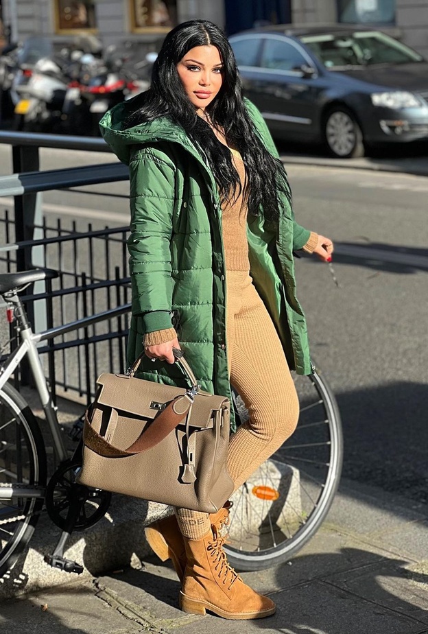 صيحة الجاكيت المنفوخ بأسلوب النجمات ..اليك طرق تنسيقها