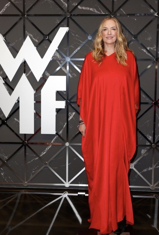 الموضة تودّع عارضة الأزياء تاتيانا باتيتز