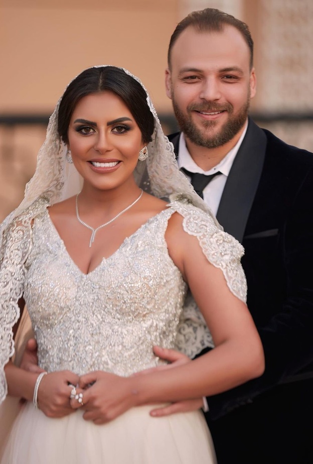 هاجر الشرنوبي وزوجها