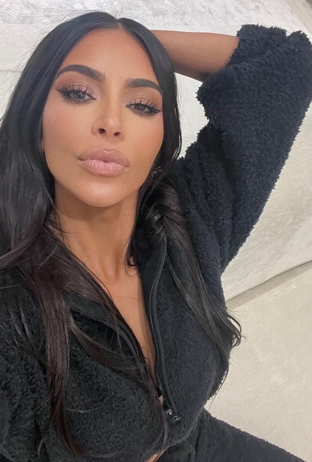 كيم كارداشيان تشتري قلادة الأميرة ديانا الأيقونية