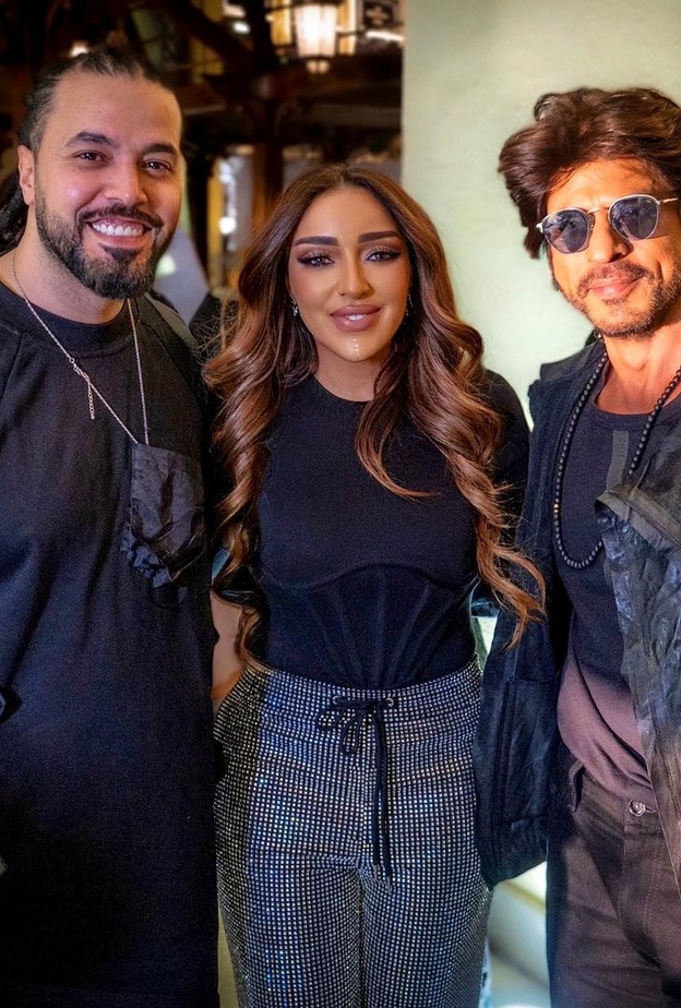 عبدالفتاح الجريني وجميلة البداوي وشاروخان