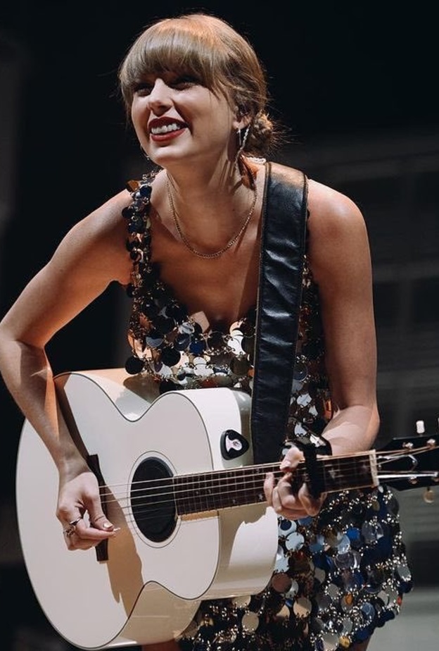 تايلور سويفت