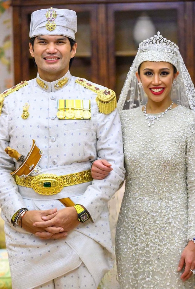 سلطان بروناي "أغنى أغنياء العالم" يحتفل بزفاف ابنته