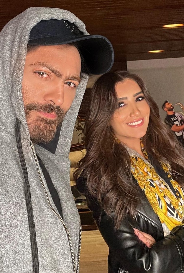 تامر حسني ومي عمر