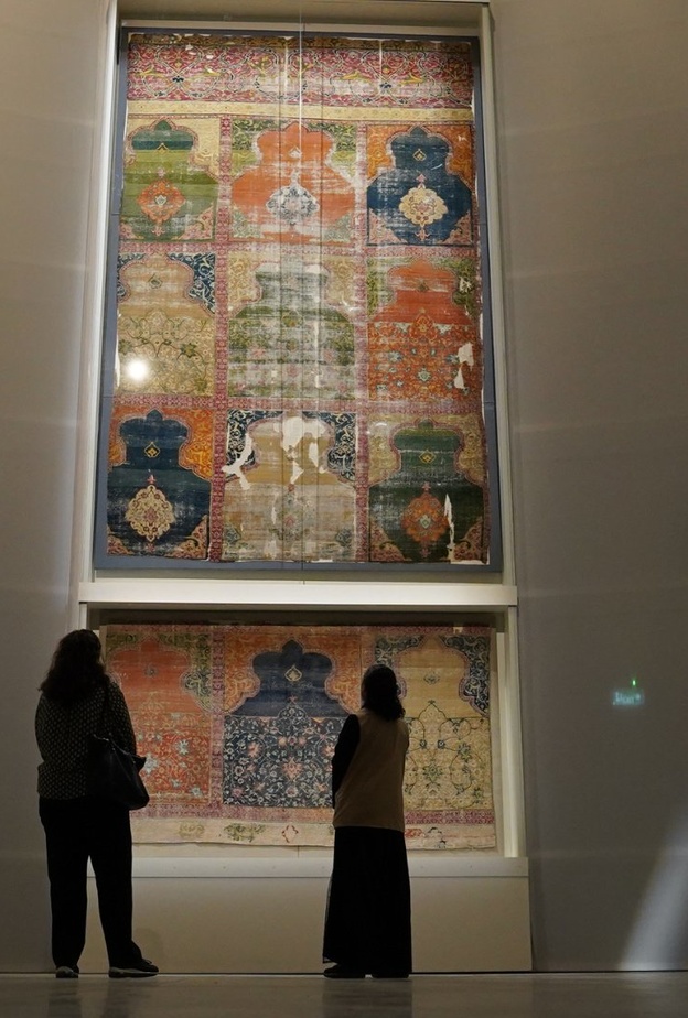 280 قطعة أثرية نادرة.. ماذا ينتظرك في بينالي الفنون الإسلامية 2023