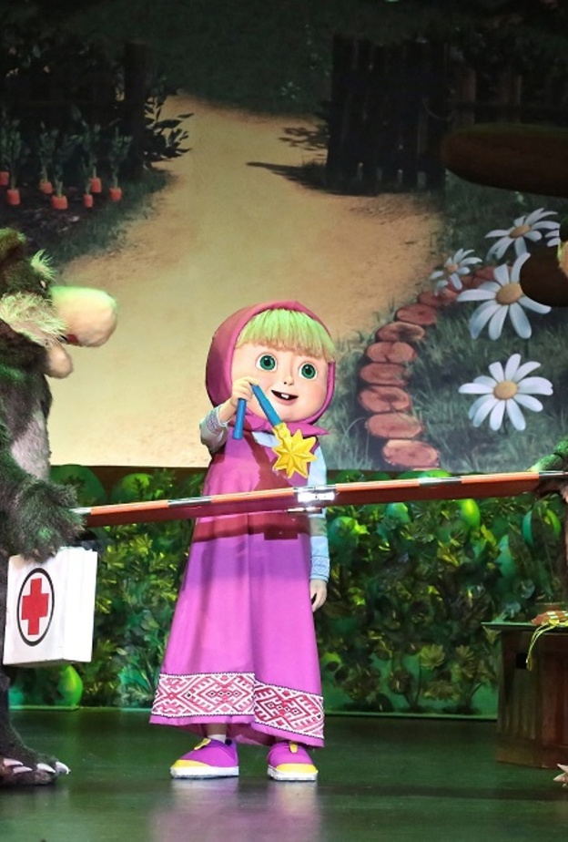  "ماشا والدب" في جزيرة ياس للمرة الأولى  