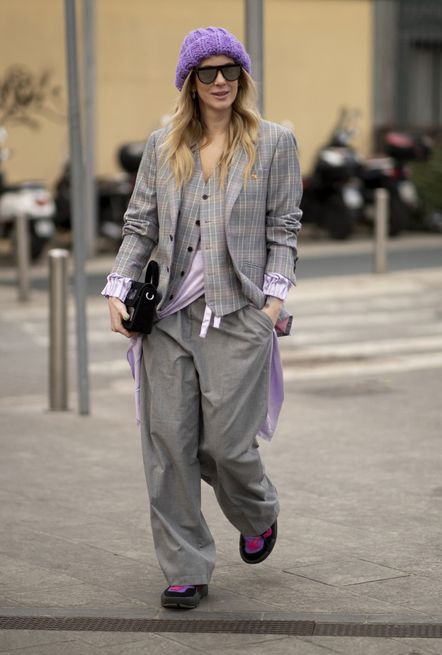 الطقم الواسع صيحة خريفية للوك غصري مميّز بأسلوب Street style