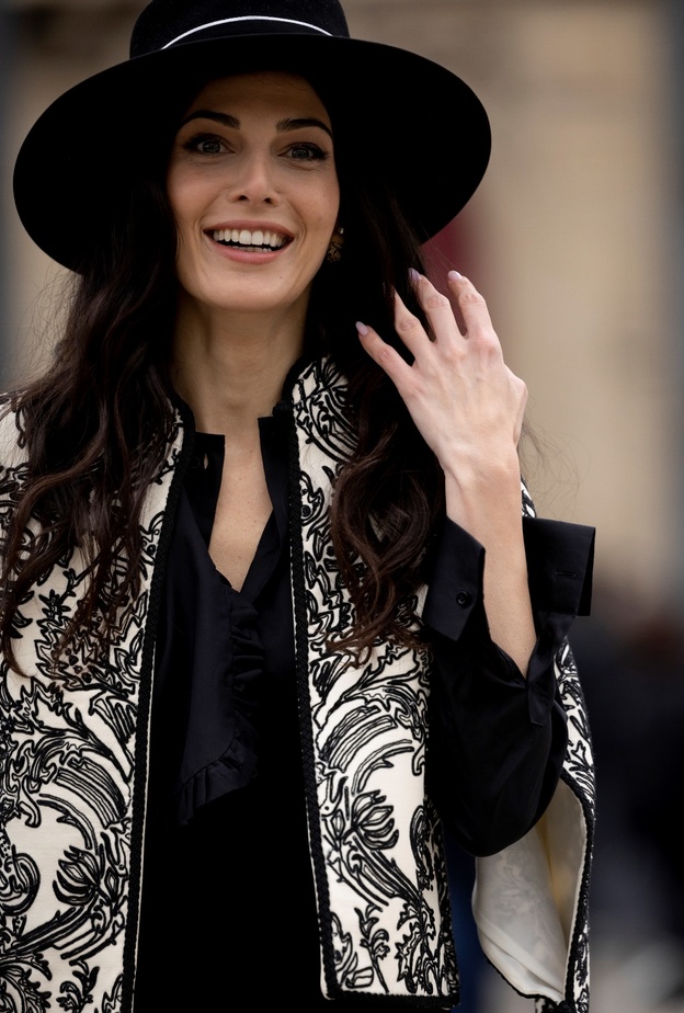 إطلالات ستريت ستايل خارجة عن المألوف في أسبوع الموضة في باريس..تابعيها بالصور