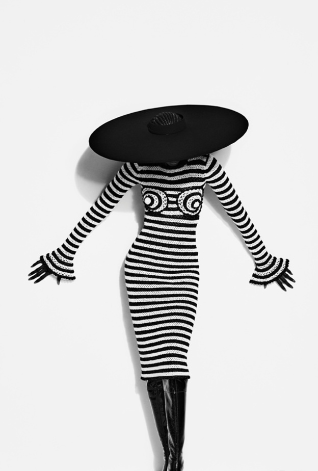 7 دور قدّمت إطلالات هندسية في عروض خريف وشتاء 2022