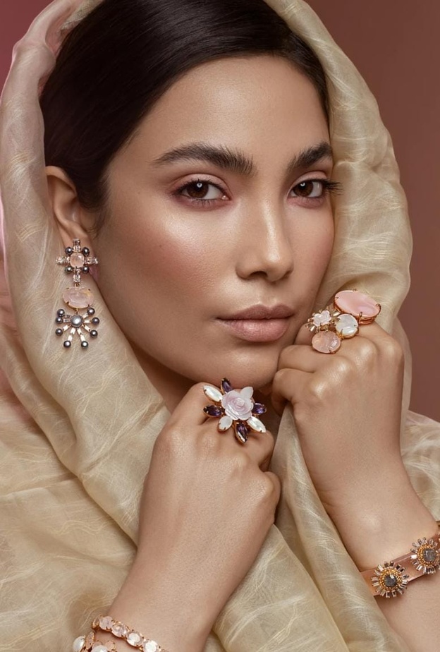 قطع مجوهرات من موقع bounkit