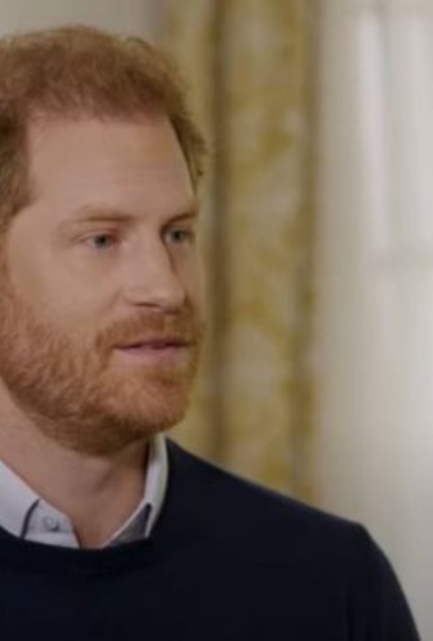 كيف تشابهت لغة الجسد بين الأمير هاري مع الأميرة ديانا في مقابلتيهما التلفزيونية؟