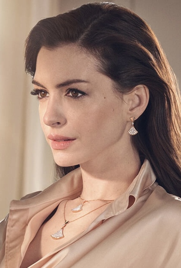 موديلات مجوهرات بولغاري لإطلالة مفعمة بالأنوثة