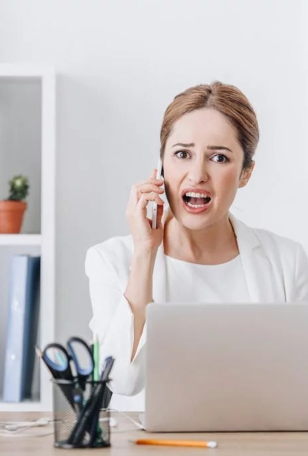 نصائح لسيدات الأعمال للتعامل مع الرؤساء وزبائن العمل المزعجين