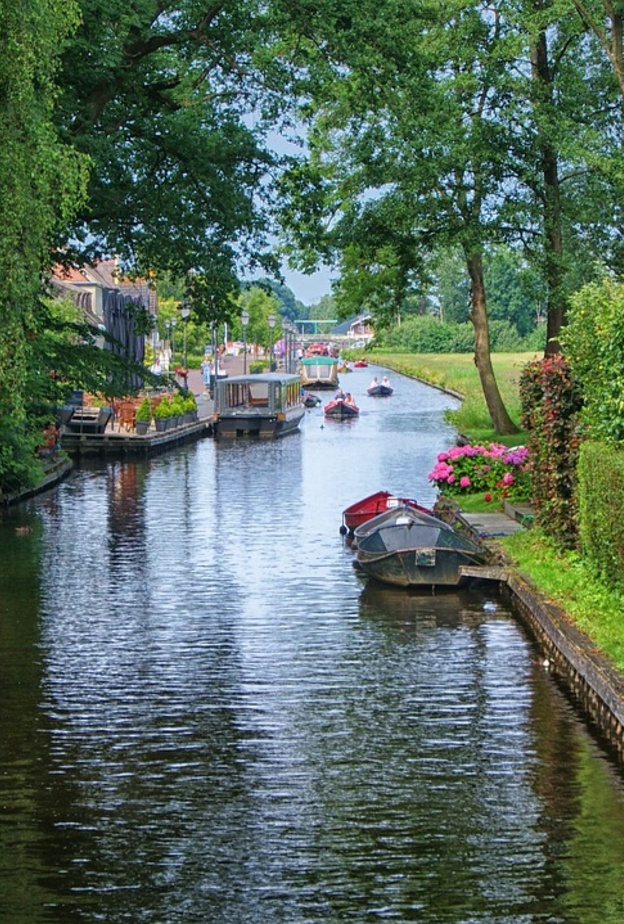 أجمل أماكن السياحة في هولندا للاستمتاع بعطلة الربيع الساحرة بواسطة maxpixel