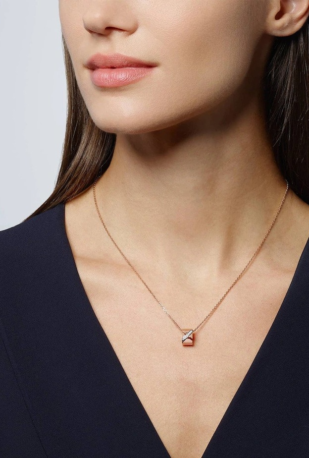 أشكال سلاسل ذهب عالمية لا غنى عنها لاطلالتك اليومية