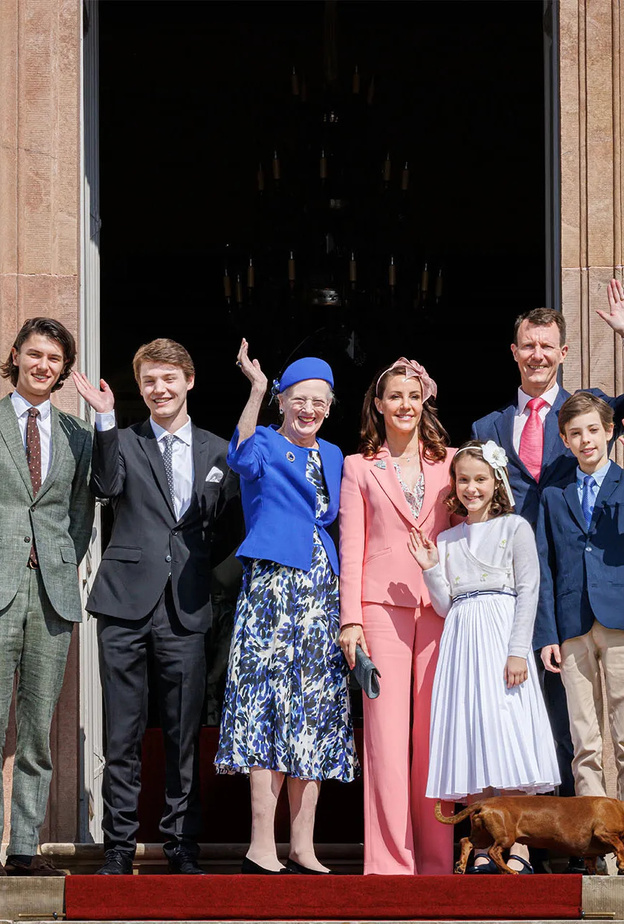 الملكة مارغريت تعترف باتخاذها قرار حرمان أبناء الأمير خواكيم من ألقابهم بدلا من ولي العهد