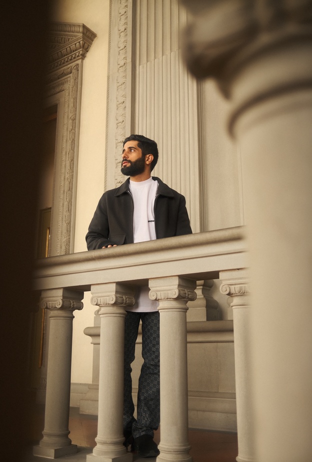 تعرفوا على المصور السعودي أنس الفوزان في حوار حصري مع هي